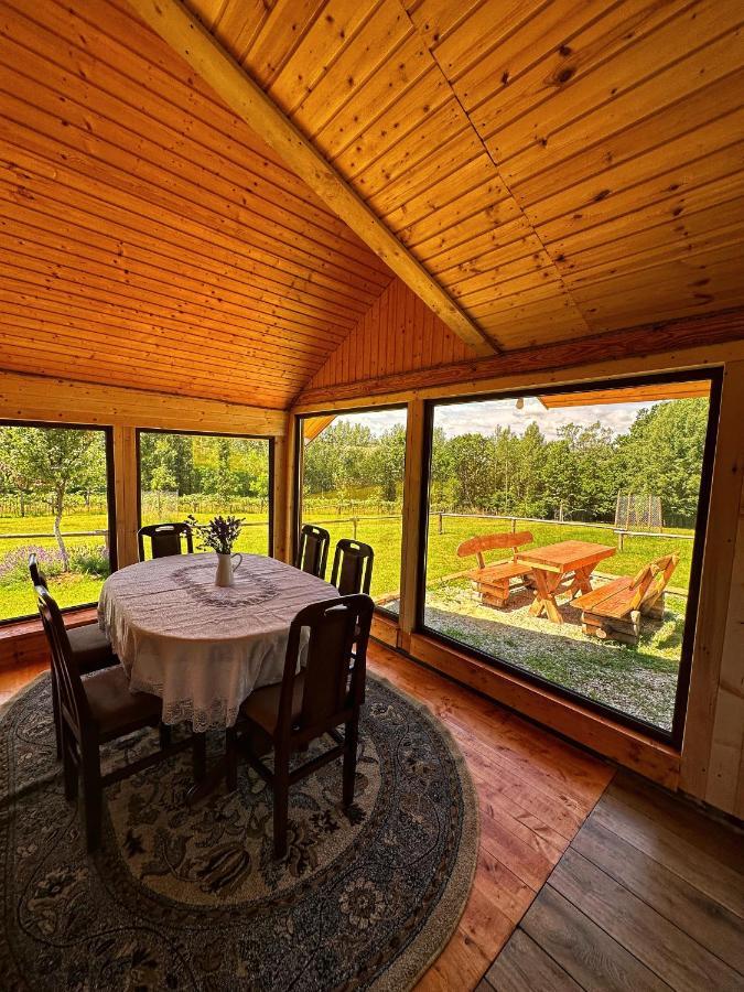 Villa Casuta Din Stejari-Transalpina à Novaci-Străini Extérieur photo